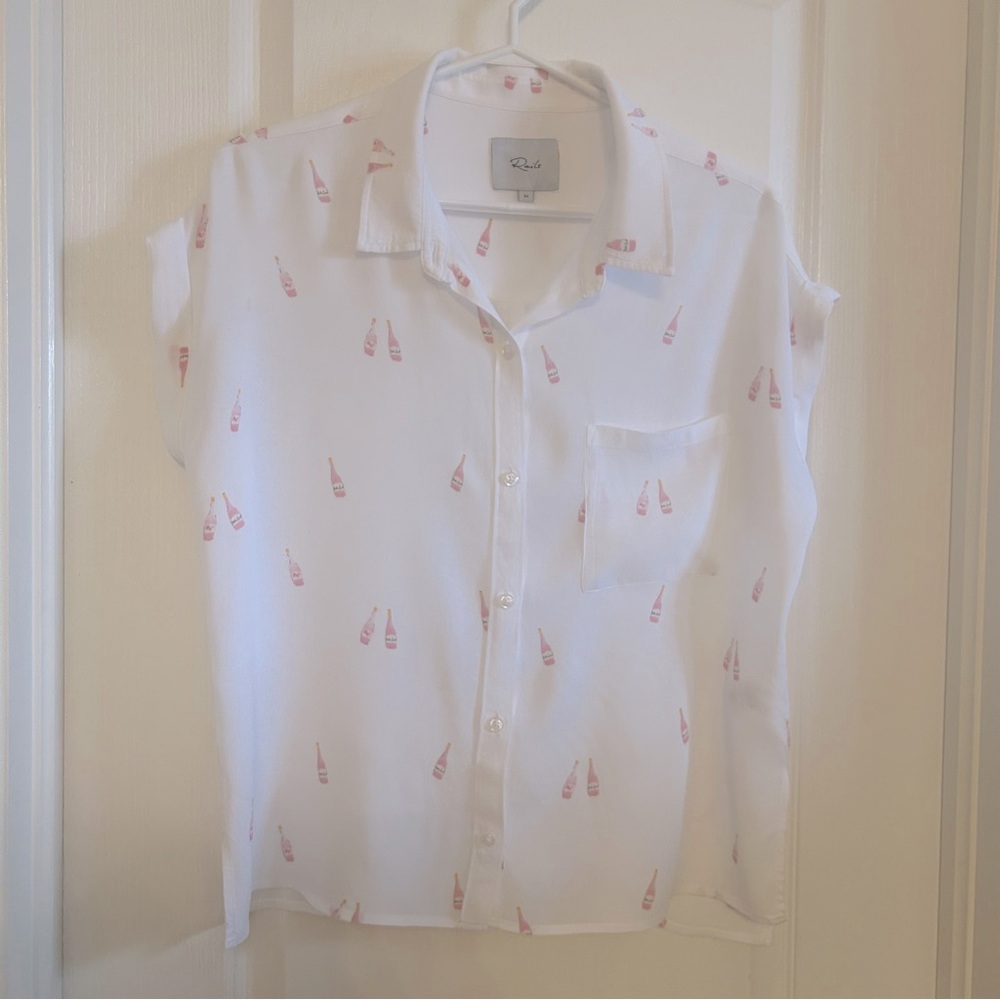 RAILS Whitney Rose White Short Sleeve Shirt with Pink Bottle Print Size Medium